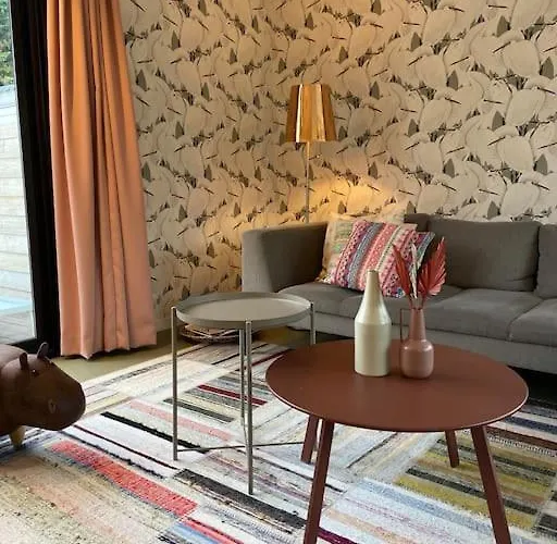 Unieke Woonark Met Privetuin En Free Parking. Apartman Rotterdam