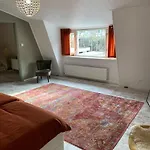 Unieke Woonark Met Privetuin En Free Parking. Apartamento Roterdão