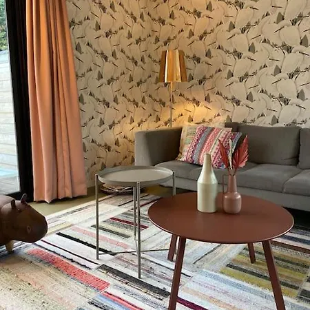 Unieke Woonark Met Privetuin En Free Parking. Apartment Rotterdam
