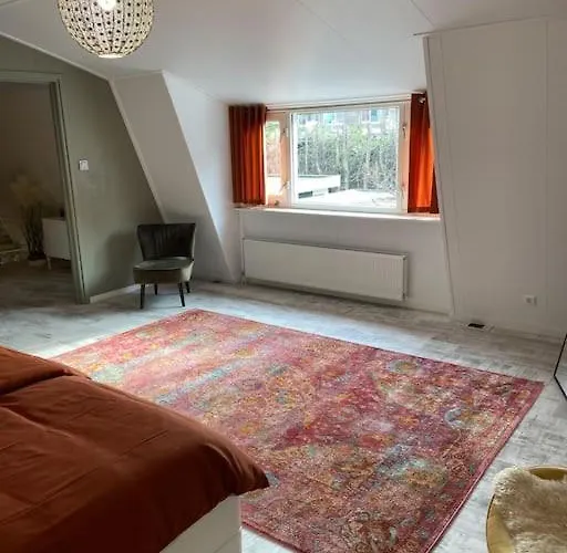 Unieke Woonark Met Privetuin En Free Parking. Apartament Rotterdam